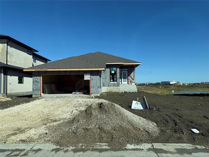 Property Photo:  47 Oasis Bend  MB R3Y 2K4 