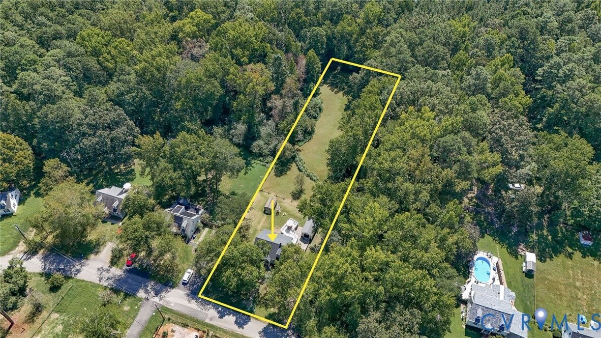 Property Photo: 9925 S Wagstaff Circle VA 23236