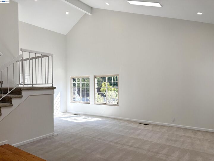Property Photo: 43370 Luzon Ct CA 94539