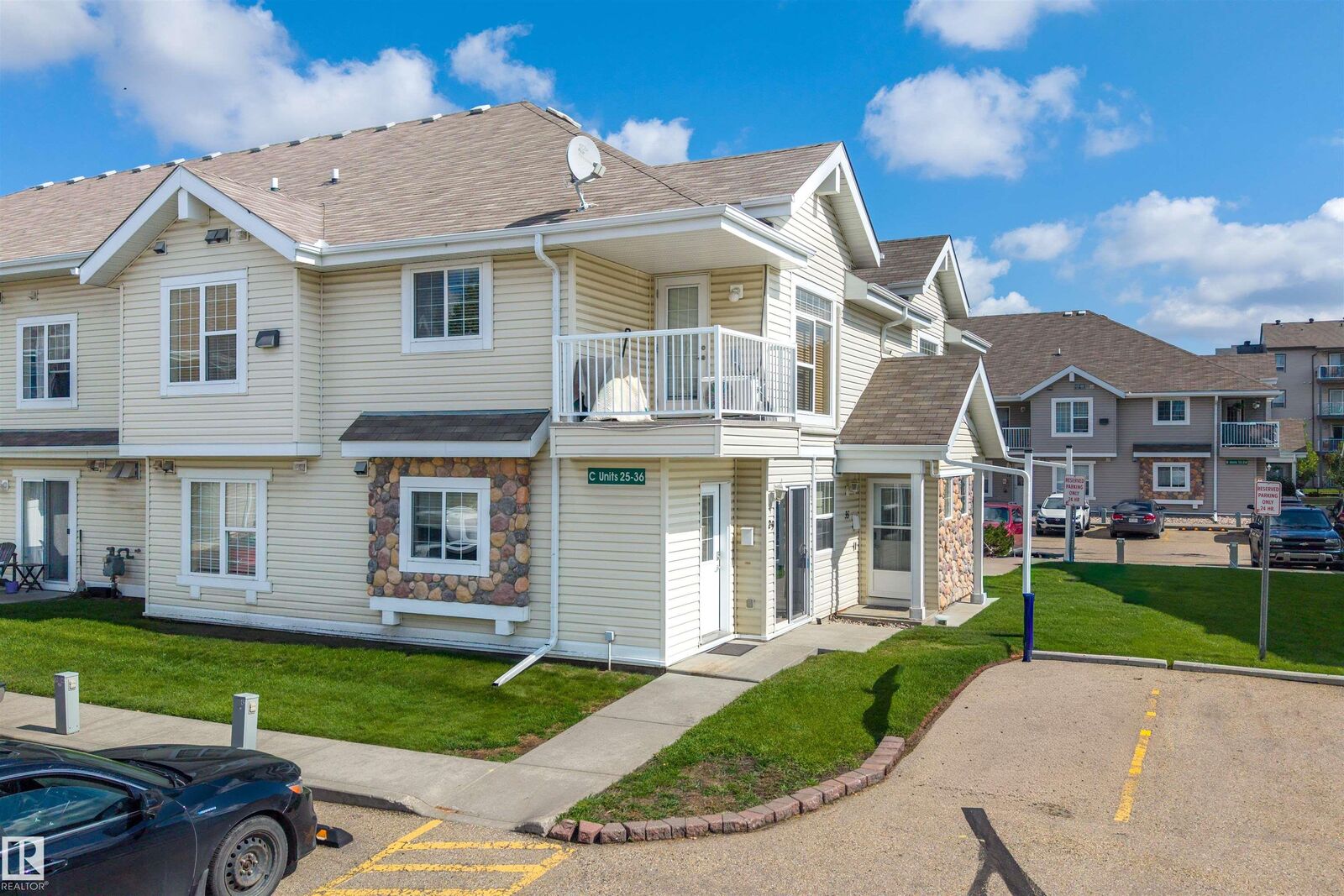 Property Photo: 150 Edwards Drive SW 29 AB T6X 1M4