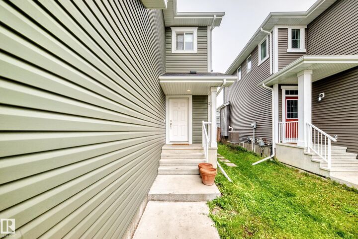 Property Photo:  258 Sturtz Bend  AB T9E 0X4 