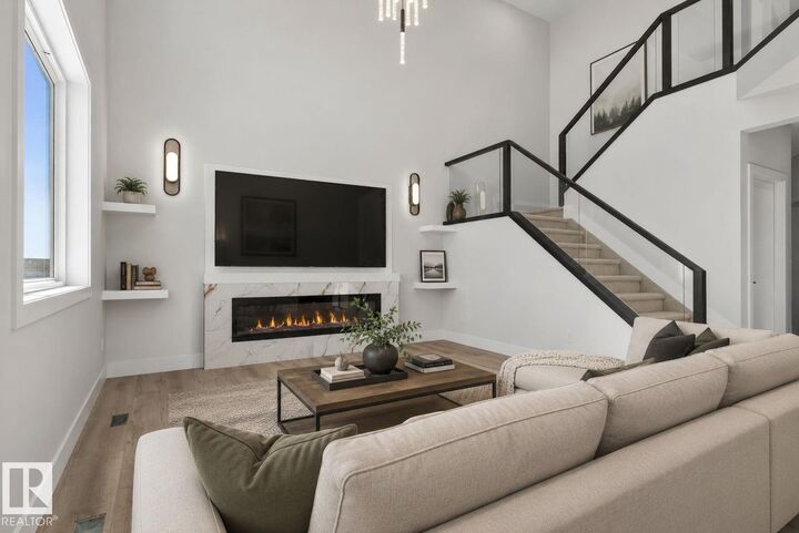 102 Eldridge Point(E) — photo 1