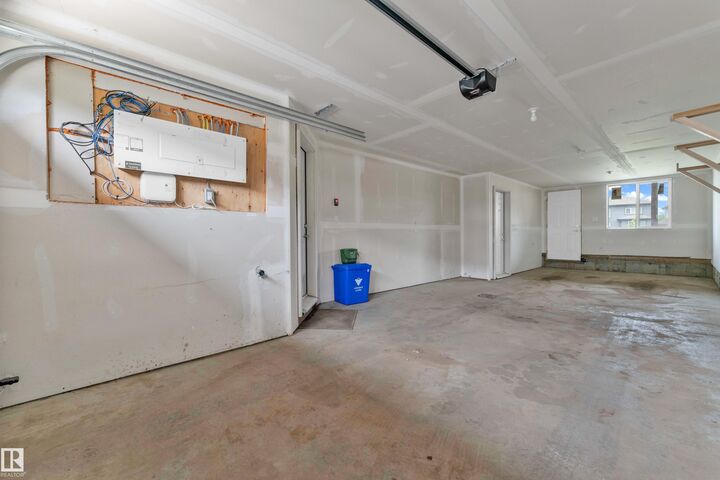 Property Photo:  1534 157 Street SW  AB T6W 4J8 
