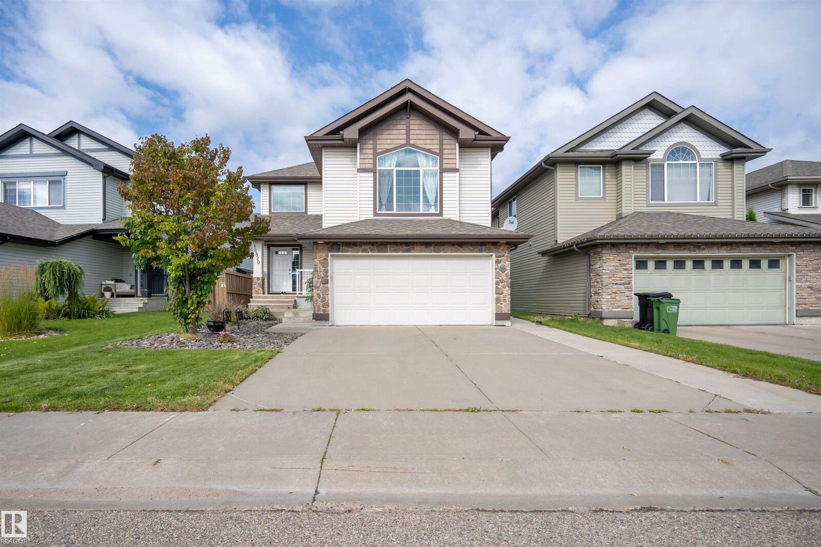Property Photo:  16820 57 Street NW  AB T5Y 0K4 