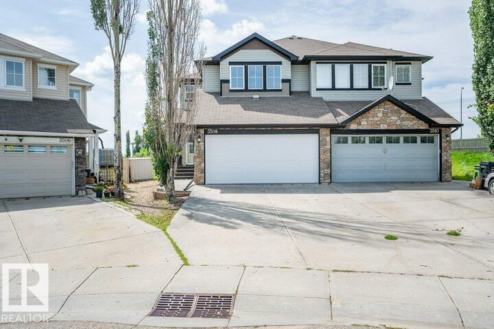 Property Photo: 3508 16 Street NW AB T6T 0M6