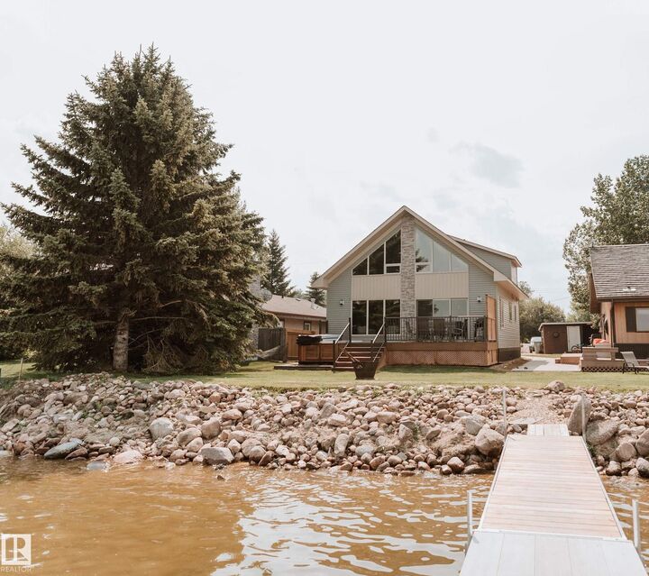 33 Lakeshore Dr — photo 1