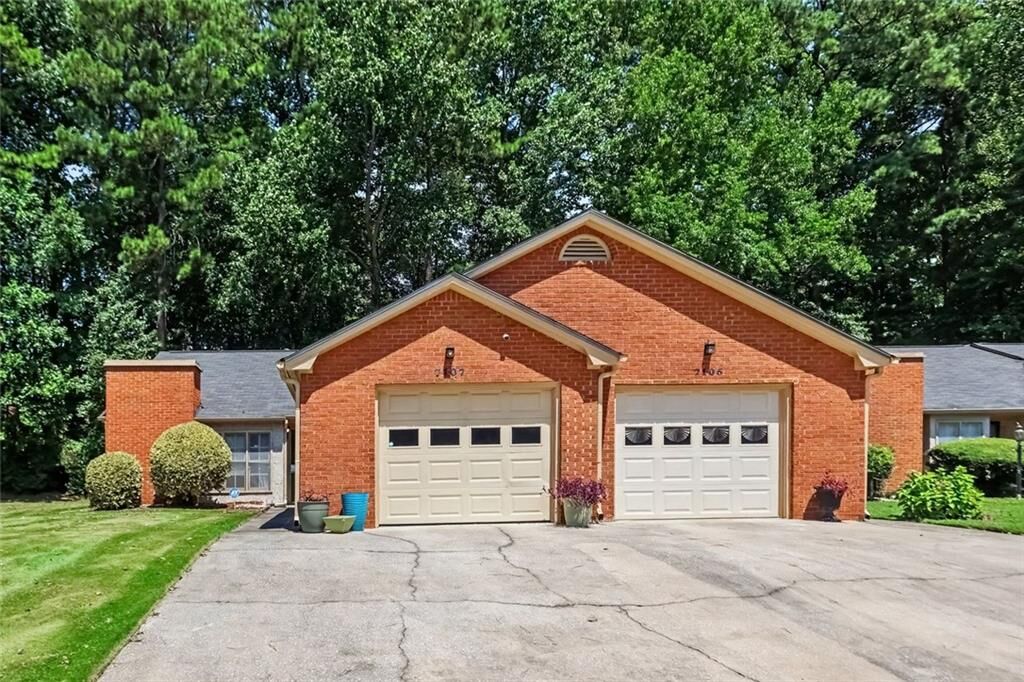 Property Photo:  7107 Forest Lane  GA 30291 