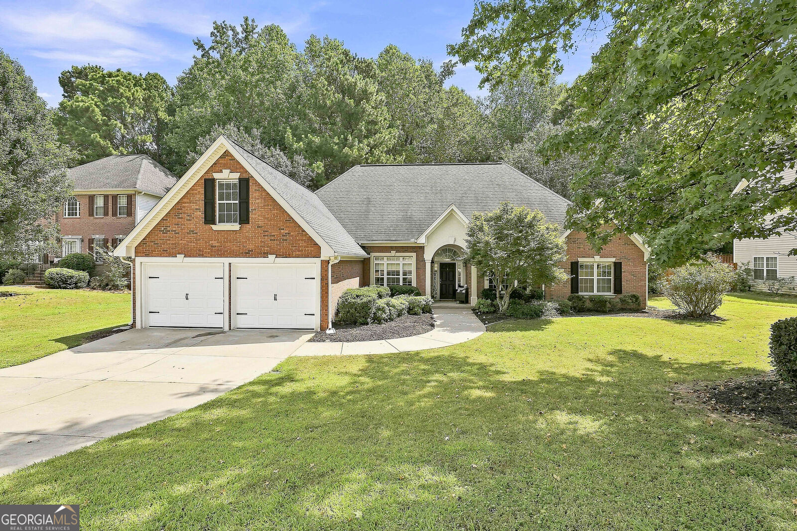 Property Photo: 125 Brookridge Court GA 30215
