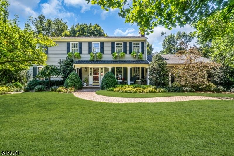 Property Photo:  522 Golf Links Dr  NJ 08807 