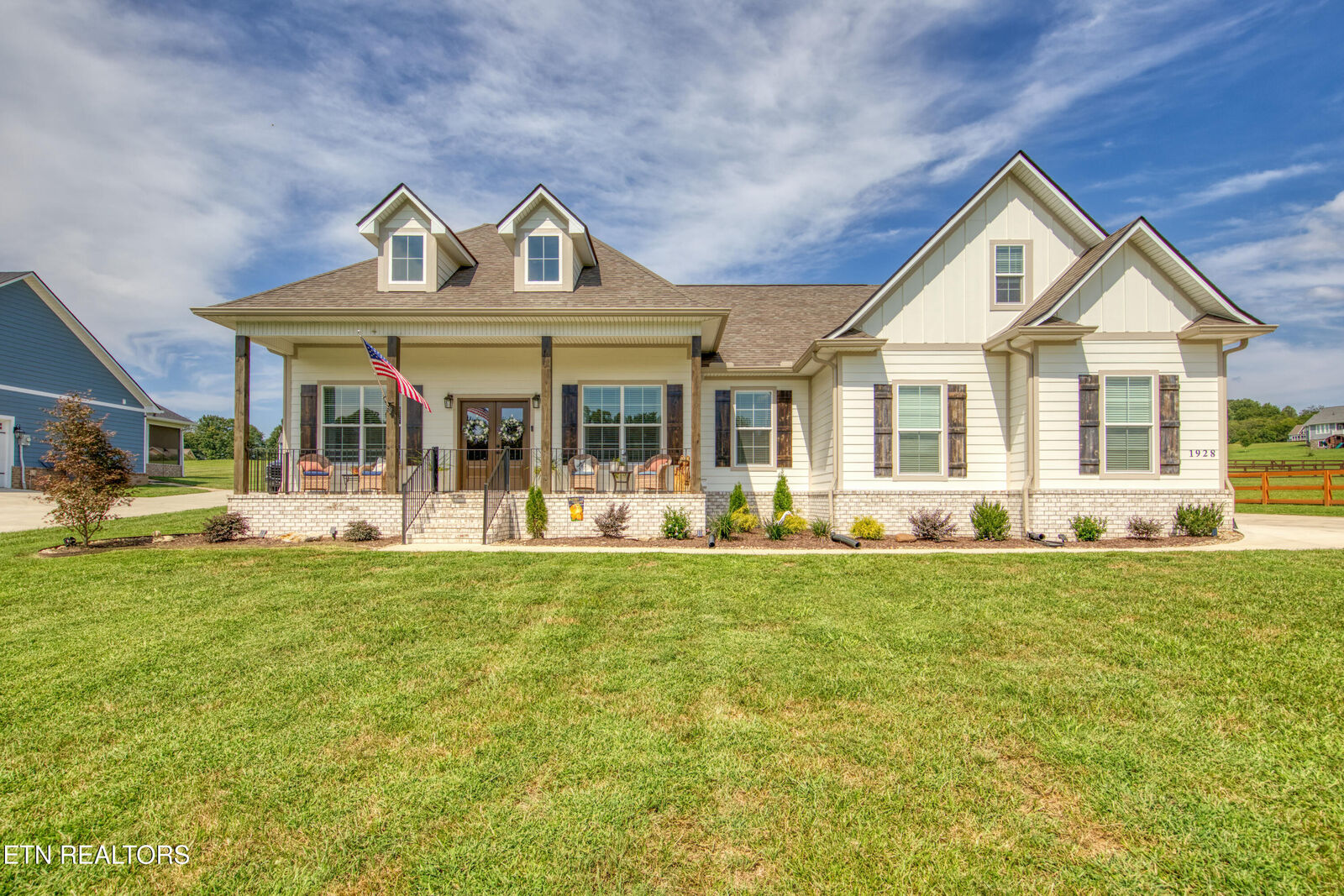 Property Photo: 1928 River Mist Circle TN 37820