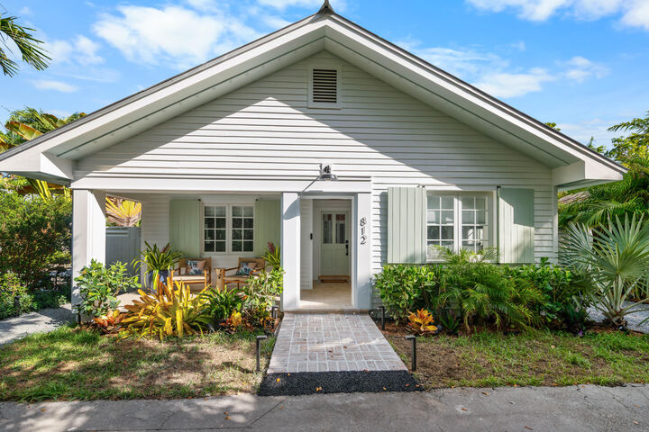 Property Photo:  812 Carsten Lane  FL 33040 
