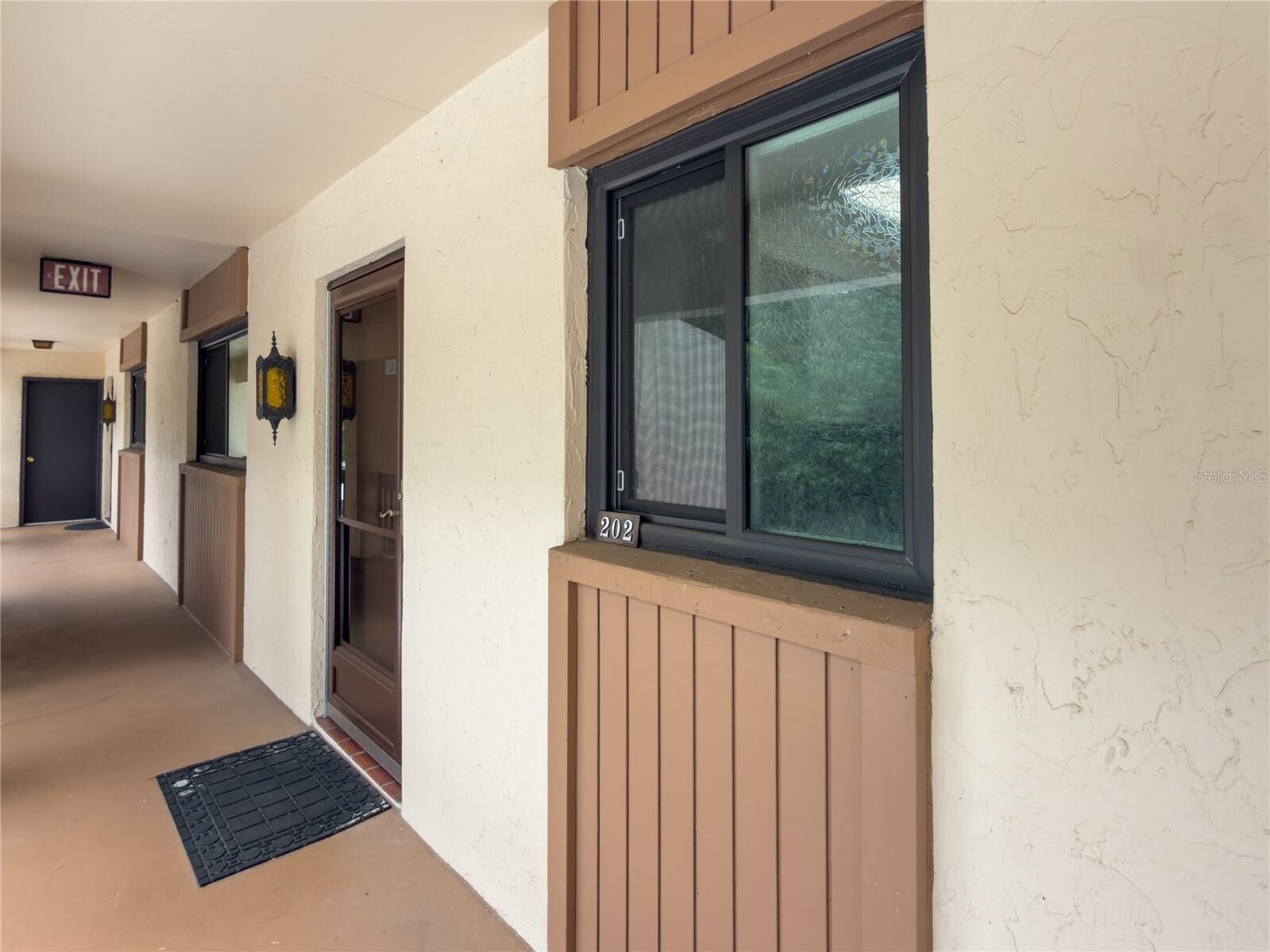 Property Photo:  2448 Clubhouse Drive 202  FL 34232 