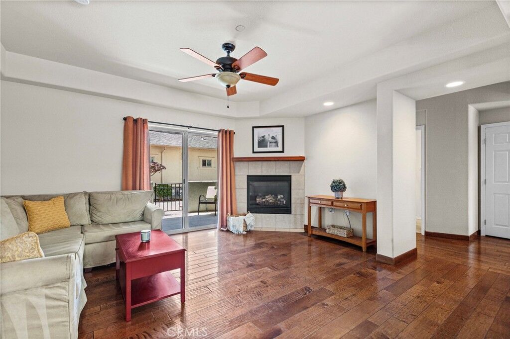 Property Photo:  579 Camino Mercado  CA 93420 