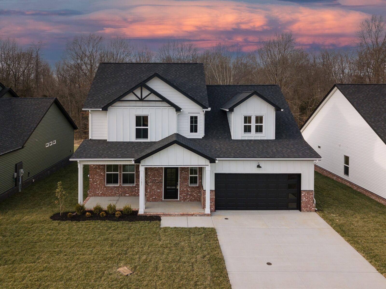 Property Photo: 1585 Hidden Creek Trail TN 37043