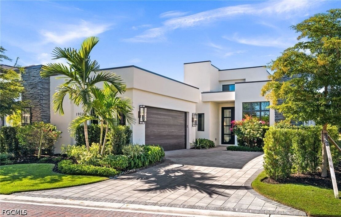 Property Photo: 19026 Via Messina Way FL 33913