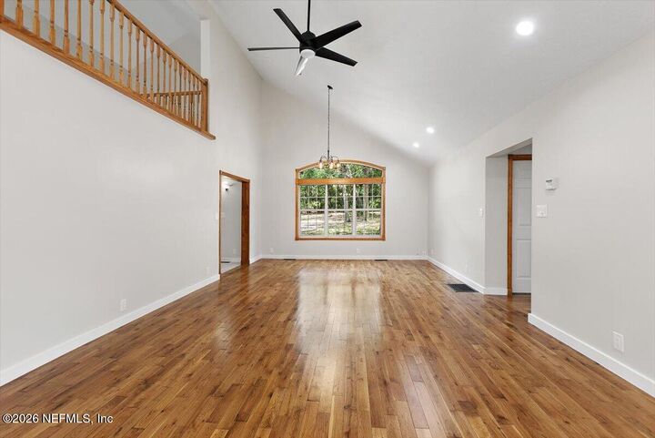 Property Photo: 146 Mallard Road FL 32666
