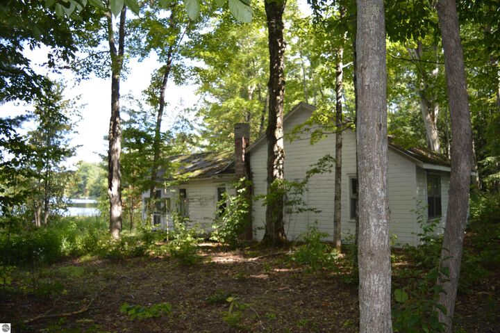 Property Photo: 3035 NE Lincoln Drive MI 49646
