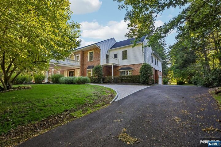 Property Photo:  1050 Ramapo Valley Road  NJ 07430 