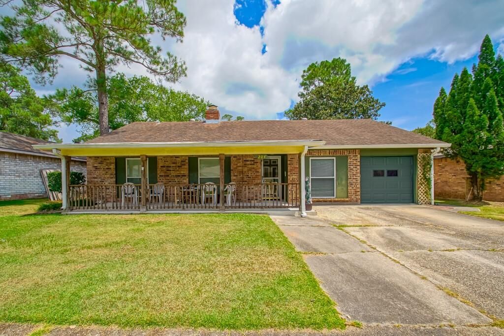Property Photo:  204 Rooks Drive  LA 70458 