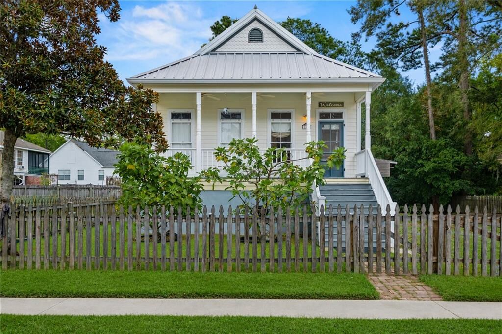 Property Photo: 105 5th Street LA 70447