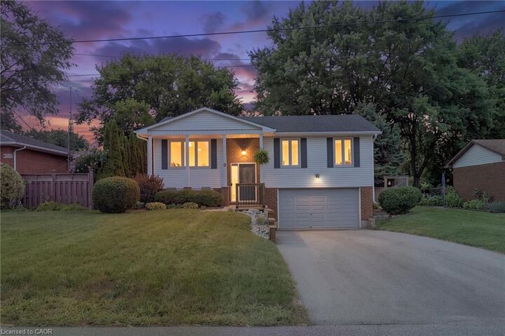 9 Kelly Drive — photo 1