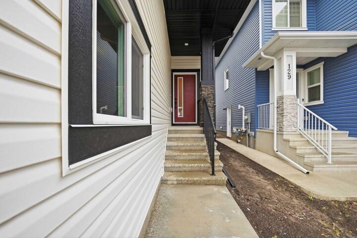 Property Photo:  145 Topaz Place  AB T4C 3P1 