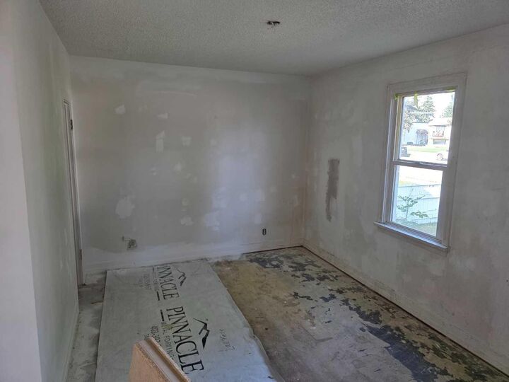Property Photo:  5906 54 Street  AB T1G 1K3 