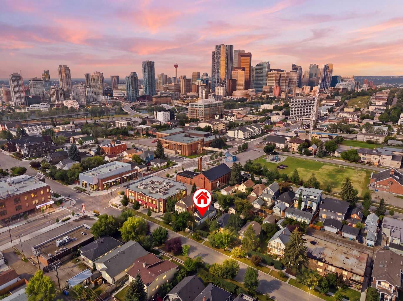 Property Photo: 211 7 Street NE AB T2E 4C1