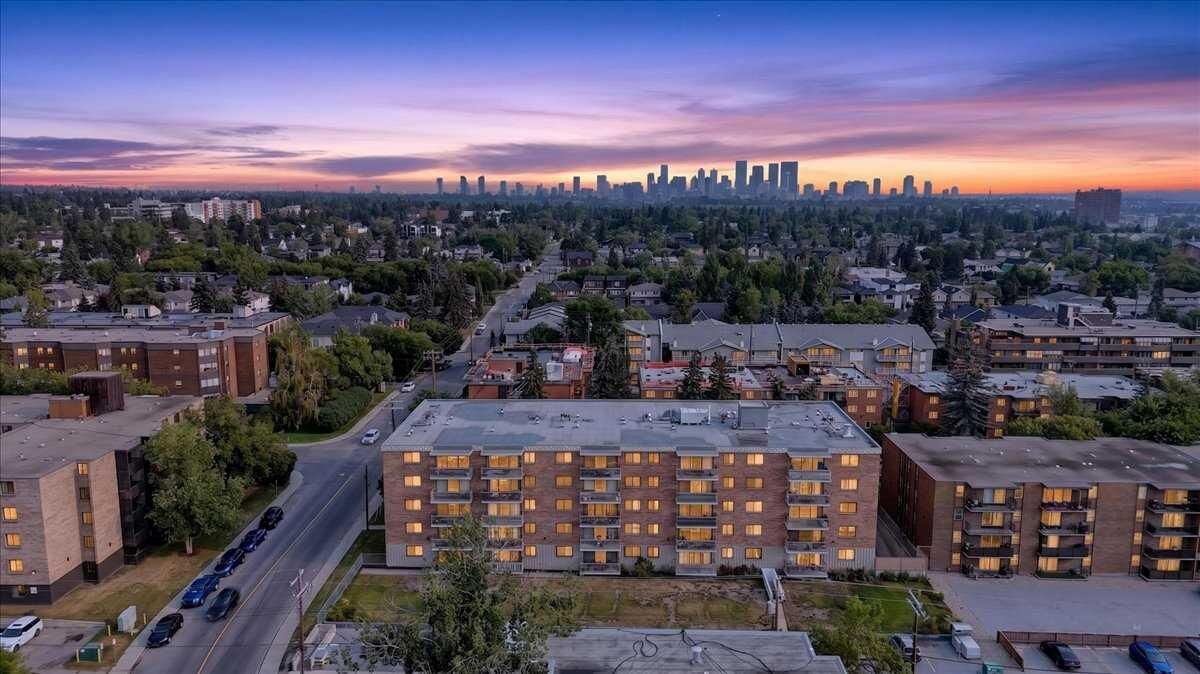 Property Photo: 521 57 Avenue SW 306 AB T2V 4N5