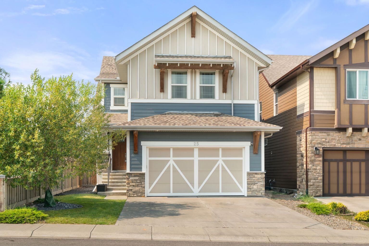 Property Photo: 25 Masters Park SE AB T3M 2B5