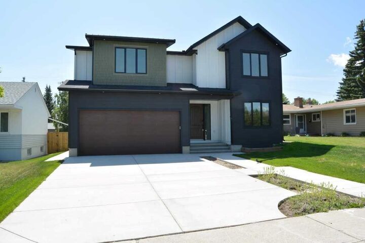 3511 34 Avenue SW — photo 1