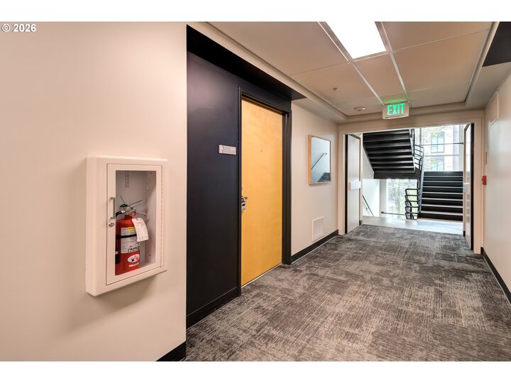 Property Photo:  701 Columbia St 311  WA 98660 