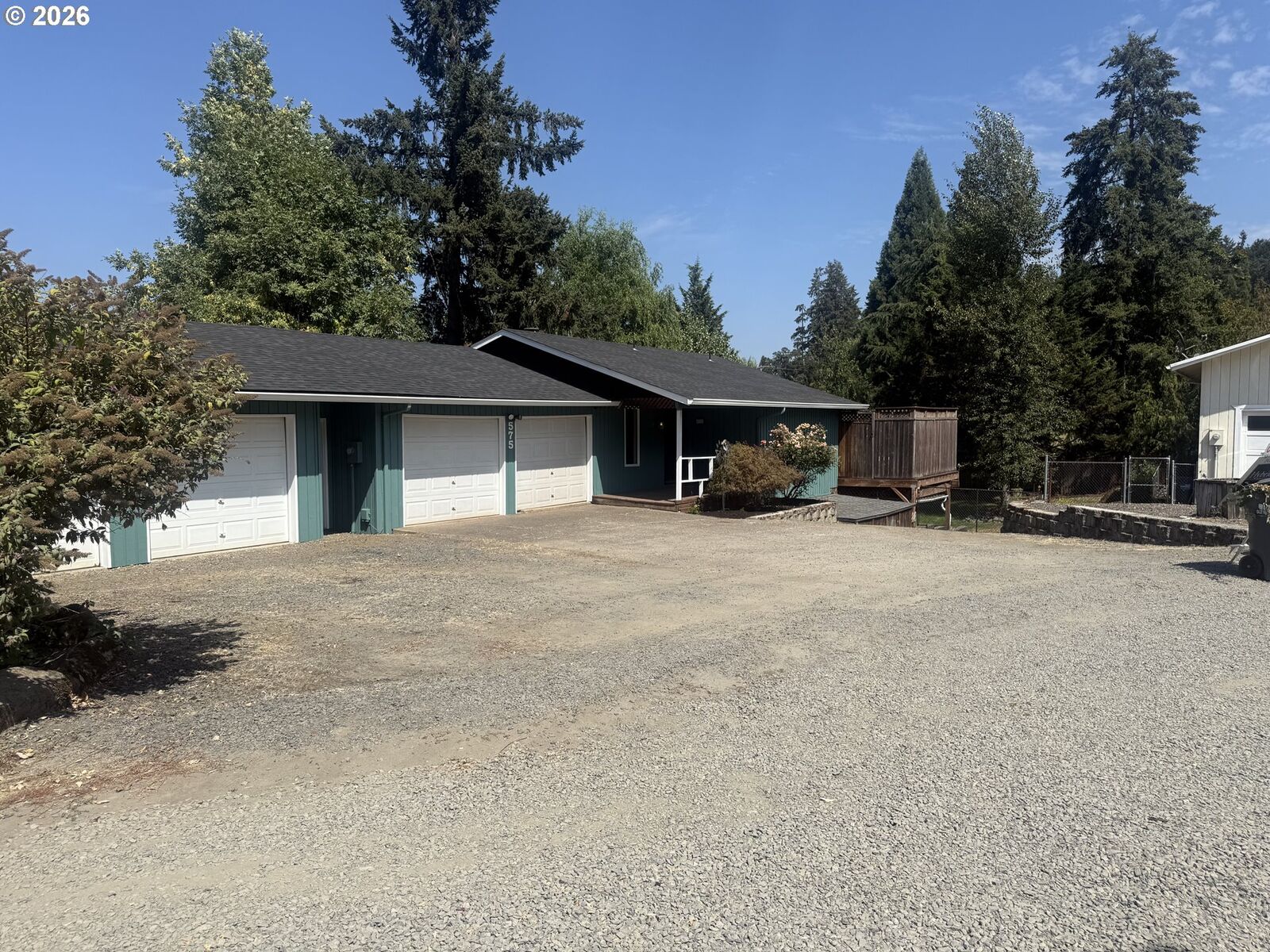 Property Photo: 575 S 70th St OR 97478
