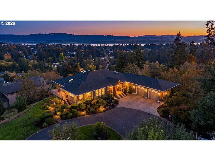 Property Photo: 1929 N 10th St WA 98671