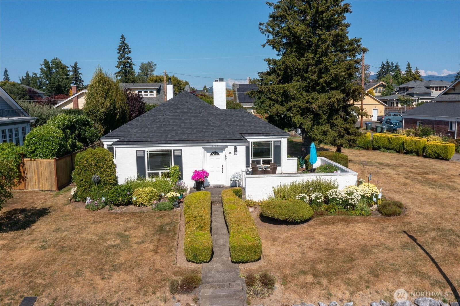 Property Photo: 2716 Cornwall Avenue WA 98225
