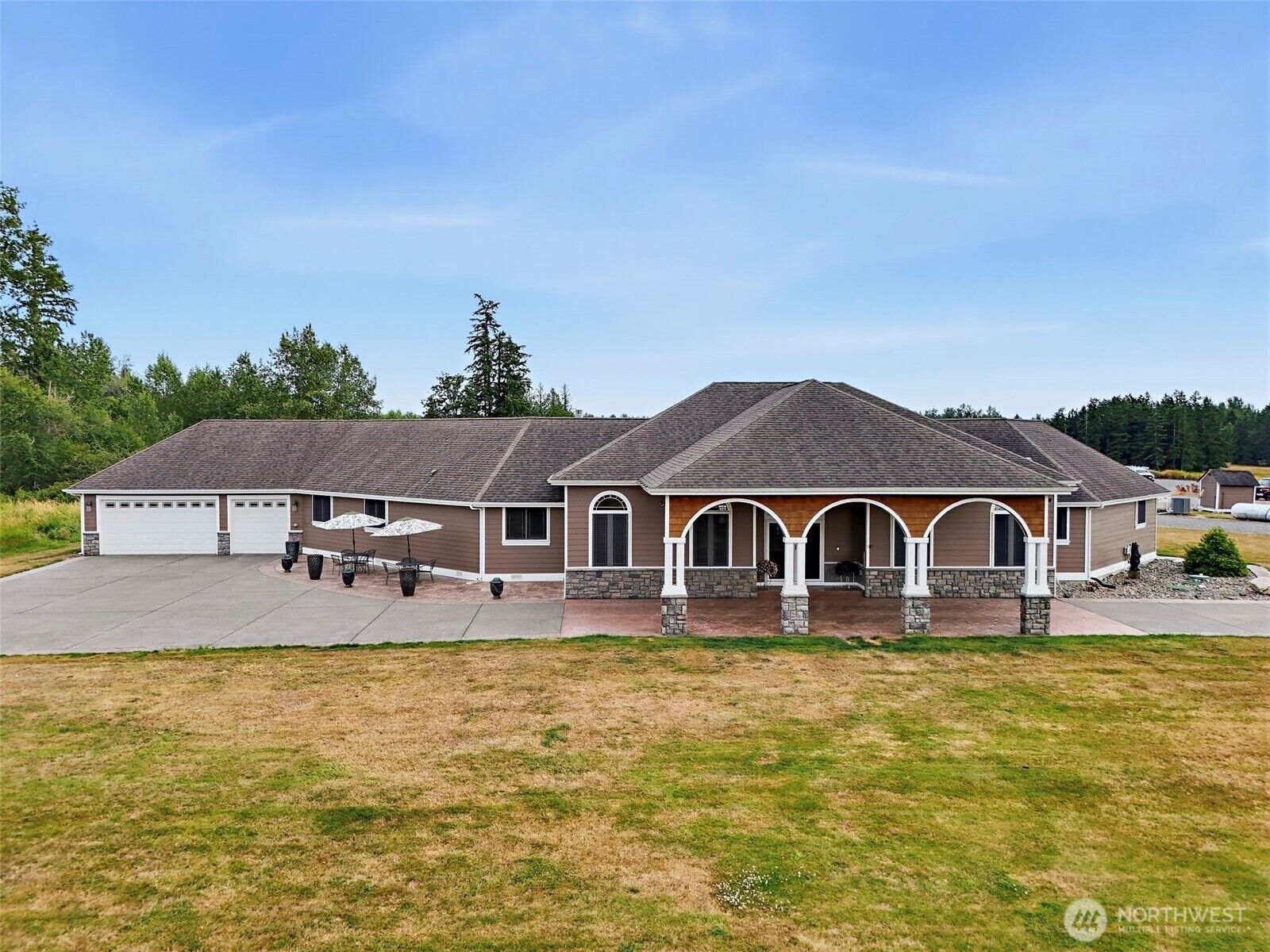 Property Photo:  9704  304th Street E  WA 98338 