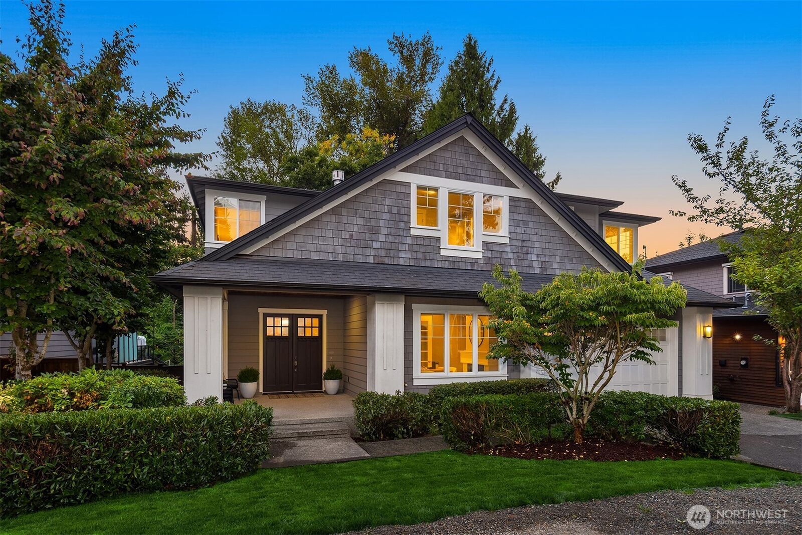Property Photo:  2227  77th Avenue SE  WA 98040 