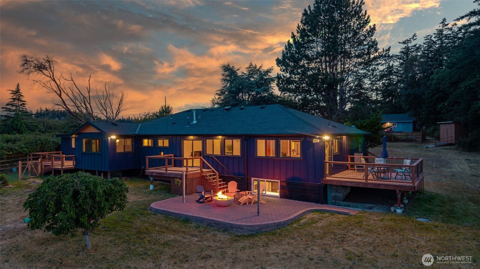 Property Photo:  1526  Scenic Heights Road  WA 98277 