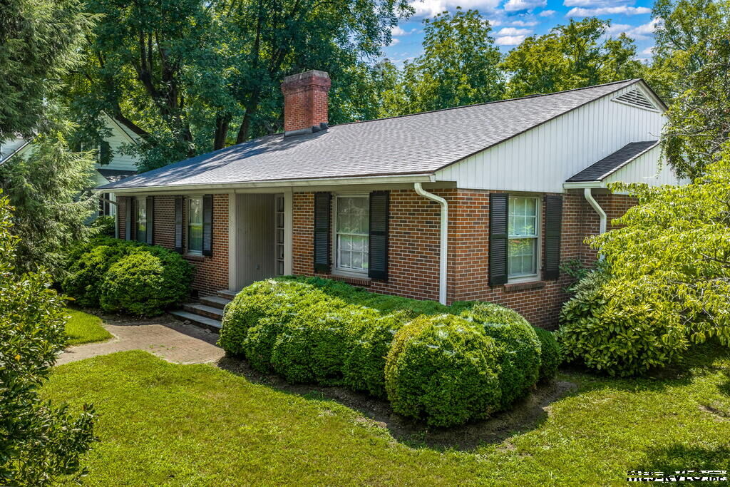 Property Photo:  225 Graham St  NC 27589 