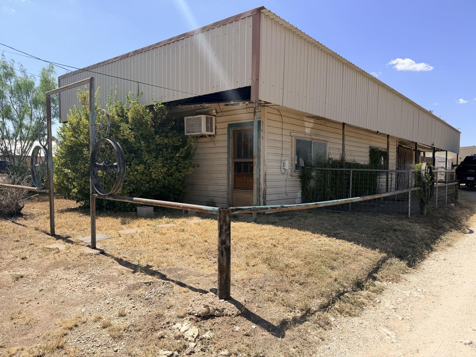 Property Photo:  316 E 24th Street  TX 76903 