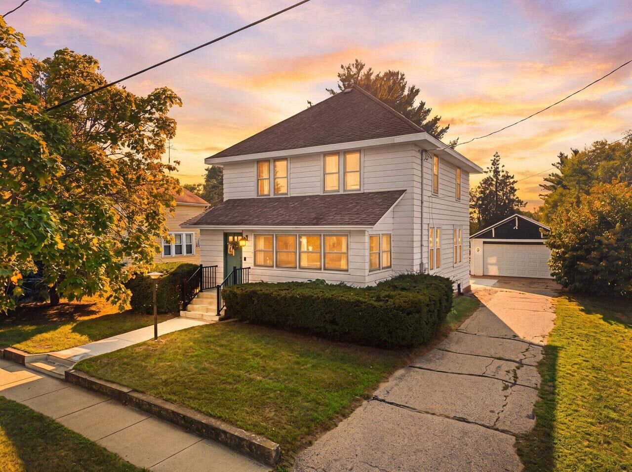 Property Photo:  417 S Clinton Street  WI 54968 