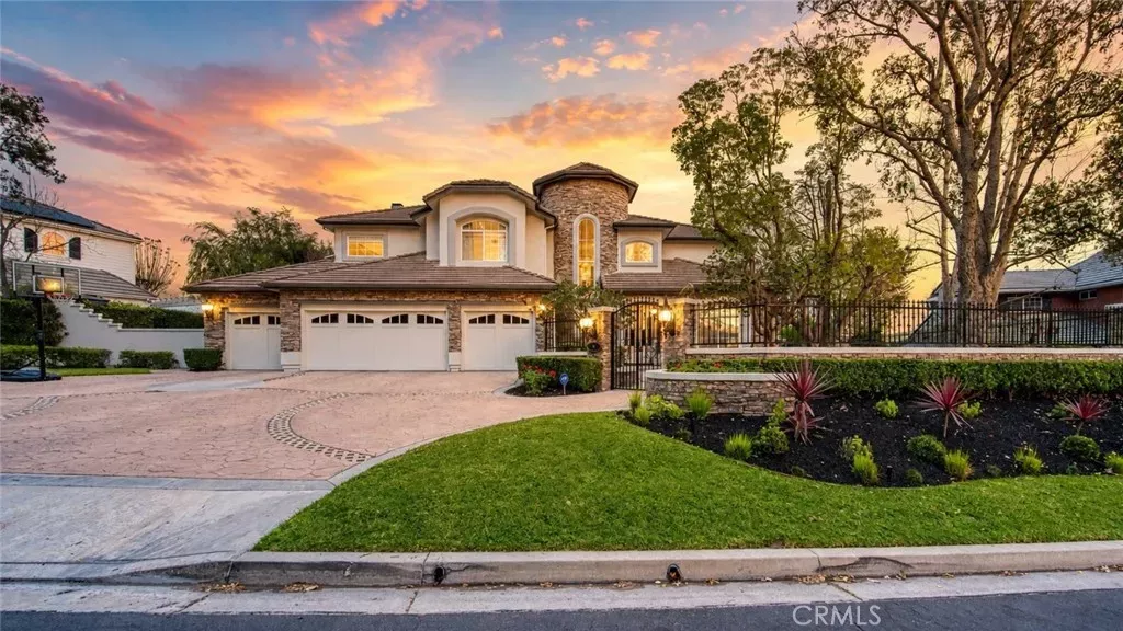 Property Photo: 6 Panorama CA 92679