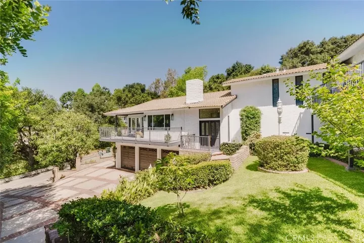 Property Photo:  142 Crescent Glen Drive  CA 91741 