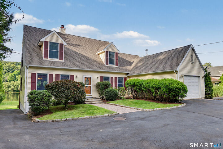 Property Photo:  60 Housatonic Drive  CT 06482 