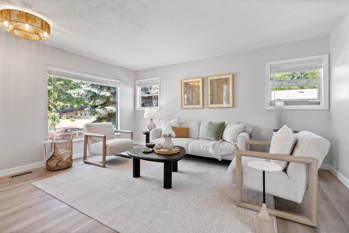 Property Photo:  4818 N Lee St  WA 99207 