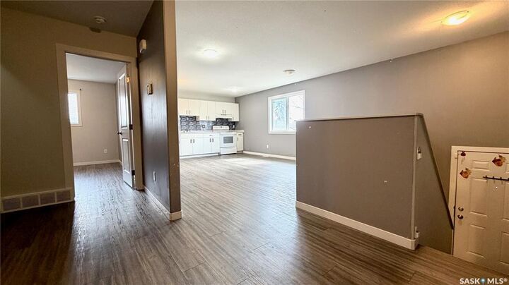 Property Photo: 215 V Avenue N SK S7L 3E5