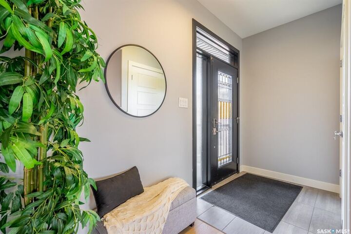 Property Photo:  4311 Sandpiper Crescent E  SK S4V 1N3 
