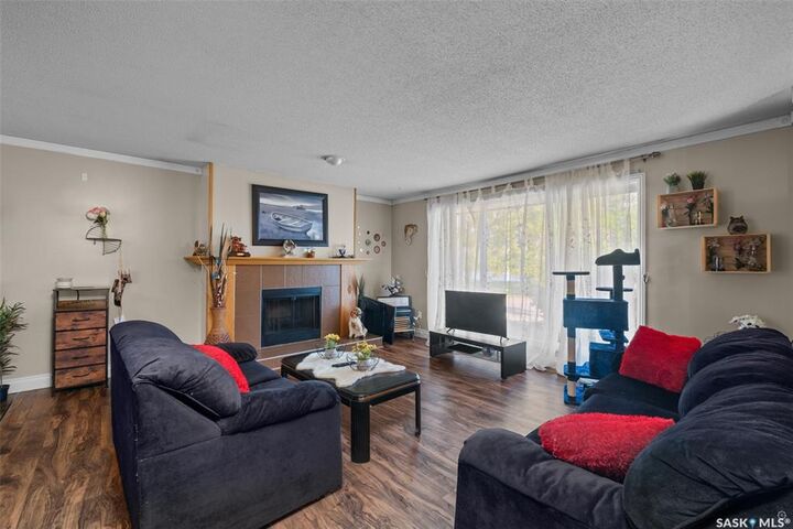 Property Photo: 1359 River Street E SK S6V 0B8