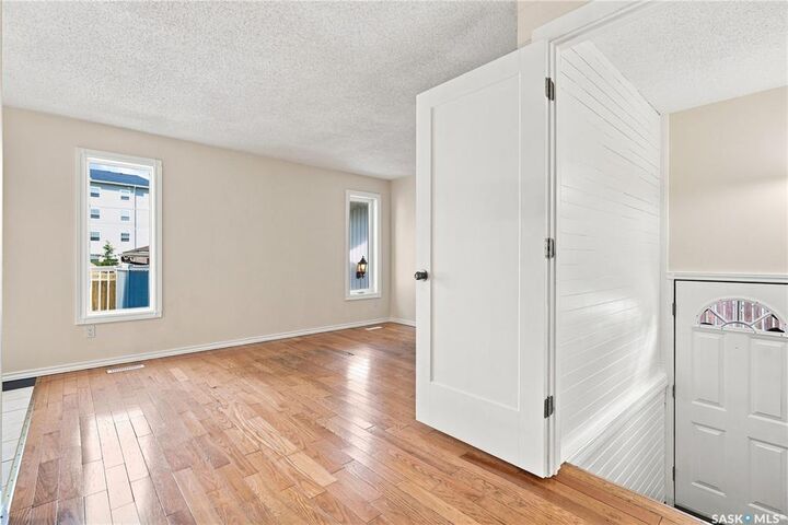Property Photo: 986 Rowell Crescent N SK S4X 2A6