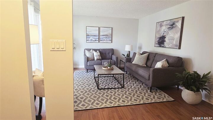 Property Photo:  142 Blake Place  SK S7M 4C1 